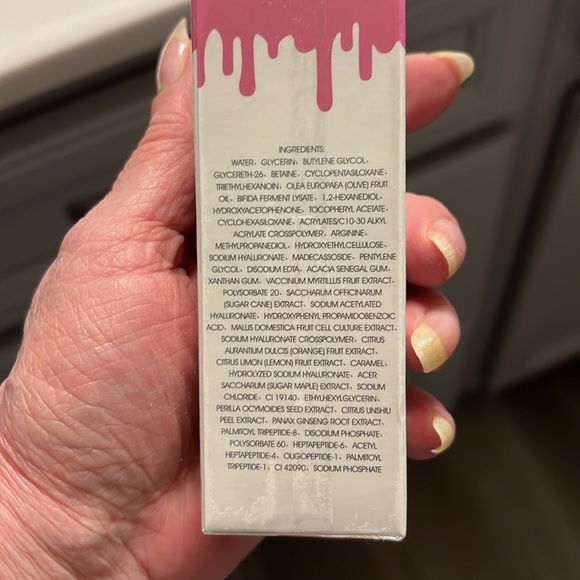 COPY - Spoiled Cosmetics feed your face jelly serum - Picture 2 of 7